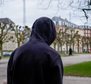 Ung-voksen i mistrivsel